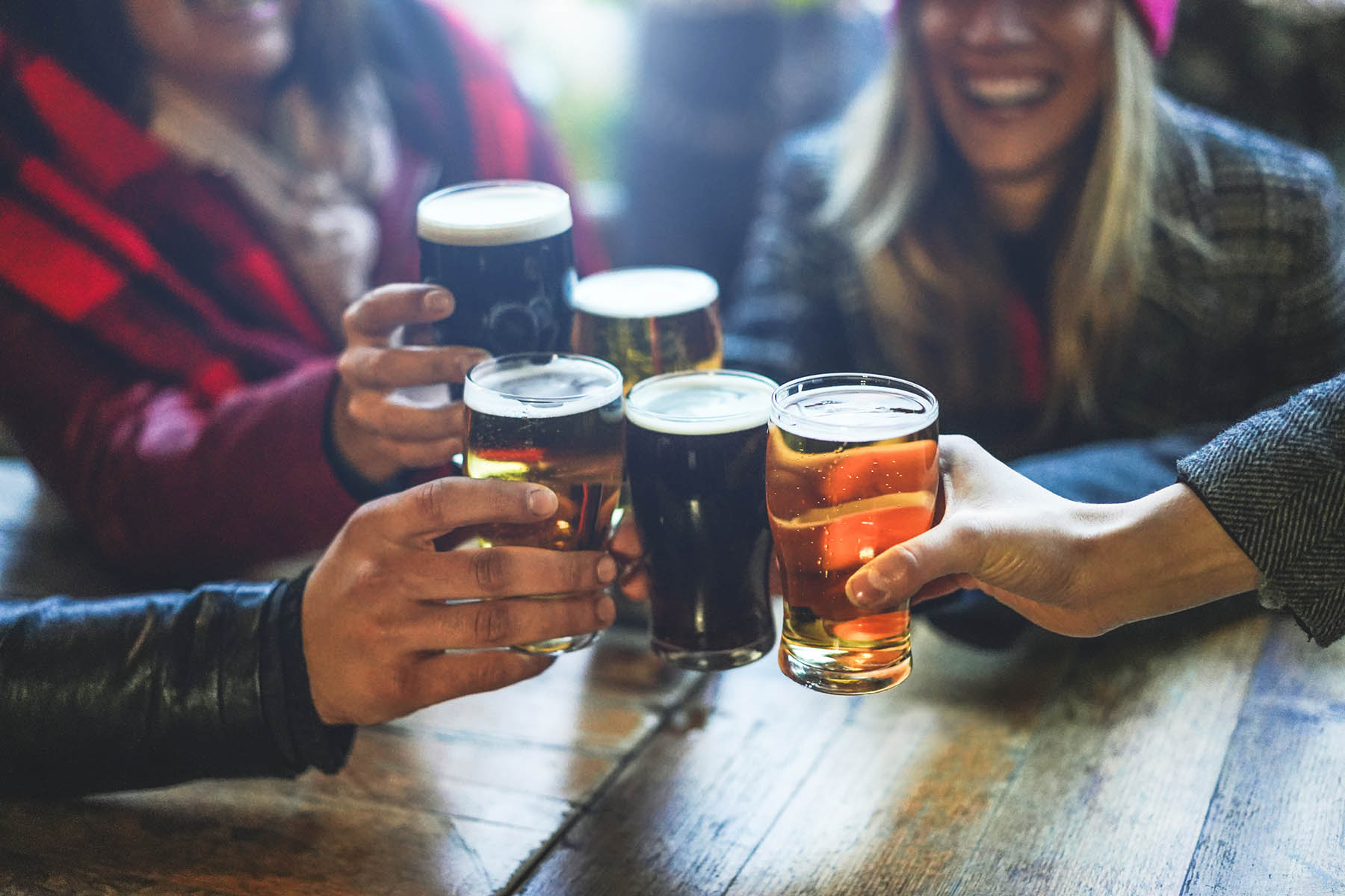 Visit Buckeye Lake - The Best Buckeye Lake Bars for a Lakeside Evening